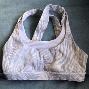 Lululemon sports bra